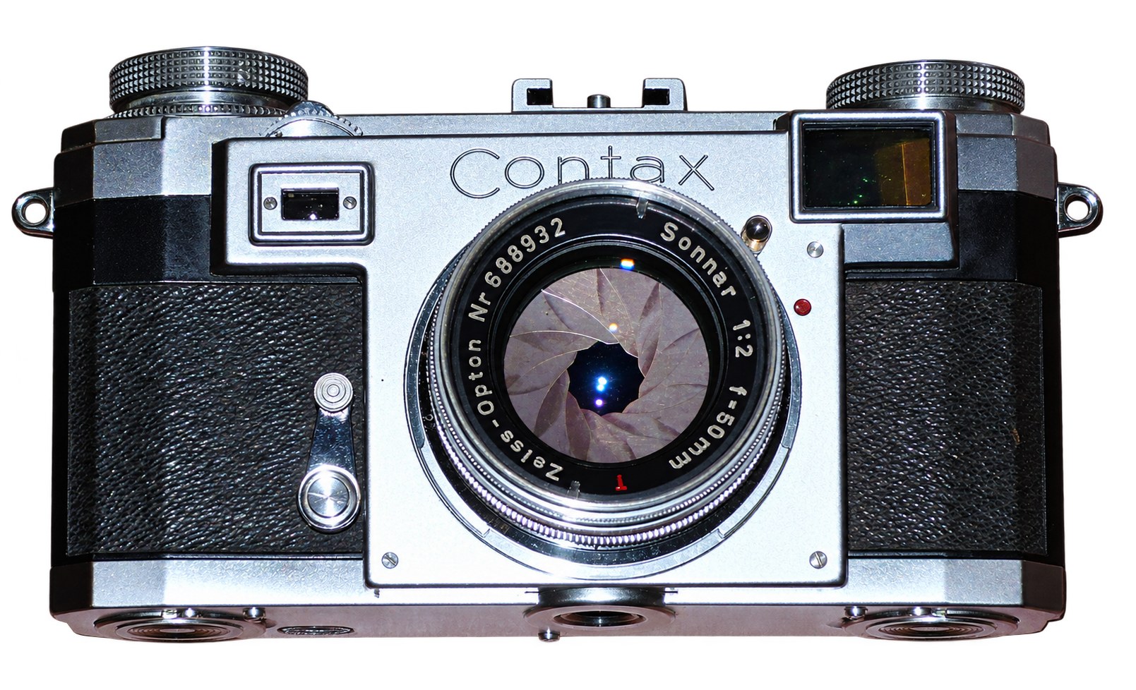 Contax IIa de Zeiss Ikon avec son objectif Sonnar 50 mm f/2, fond retiré